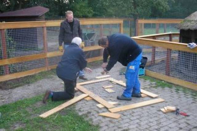 vervangen-hekwerk-bij-manege-merwebolder-2008-257 - Afbeelding 6 van 18