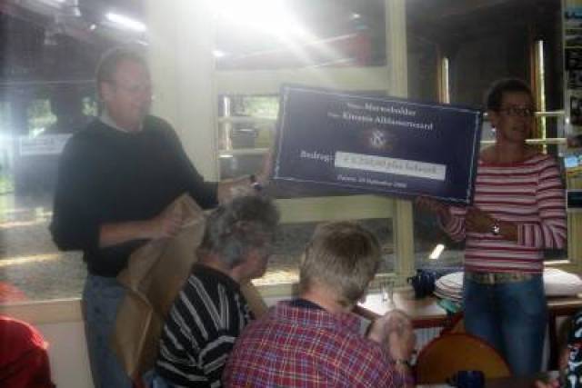 vervangen-hekwerk-bij-manege-merwebolder-2008-264 - Afbeelding 16 van 18